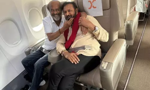 సూపర్ స్టార్ తో కలెక్షన్ కింగ్.. స్నేహమంటే ఇదేరా..