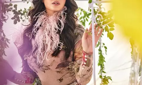 Nora Fatehi Looks Elegant In Traditional