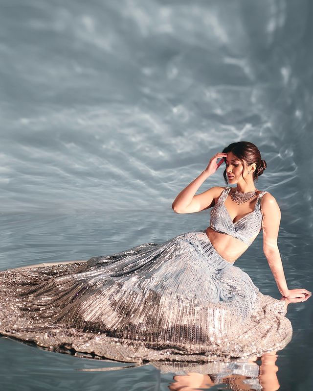 Shanaya Kapoor Dazzles at Anant Ambani and Radhika Merchants Sangeet Shanaya Kapoor Dazzles at Anant Ambani and Radhika Merchants Sangeet