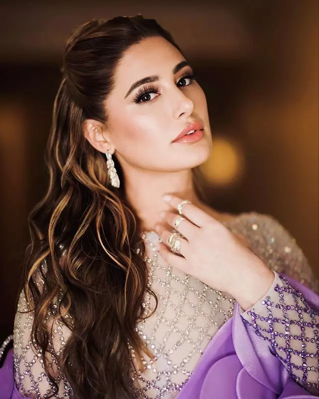 Nargis Fakhri Dazzles in Ethereal Blush Pink Nargis Fakhri Dazzles in Ethereal Blush Pink