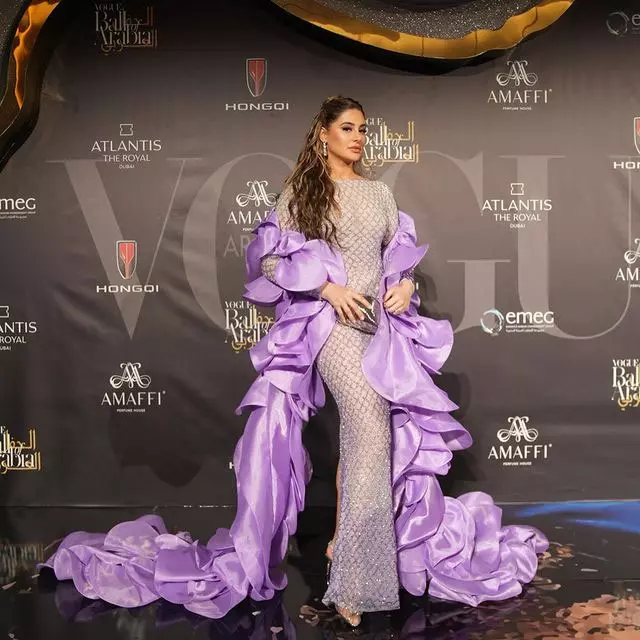 Nargis Fakhri Dazzles in Ethereal Blush Pink Nargis Fakhri Dazzles in Ethereal Blush Pink