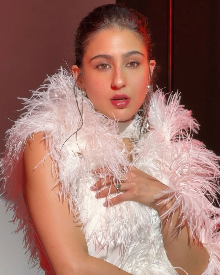 Sara Ali Khan Shines at Anant Ambani and Radhika Merchants Sangeet Sara Ali Khan Shines at Anant Ambani and Radhika Merchants Sangeet