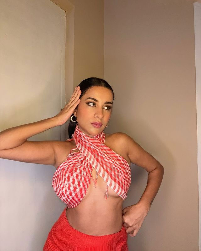 Sara Gurpals Stunning Style Ever! Sara Gurpals Stunning Style Ever!