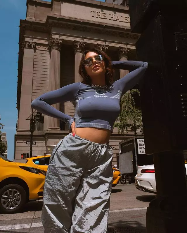 Ruhi Singhs Fashion Brilliance