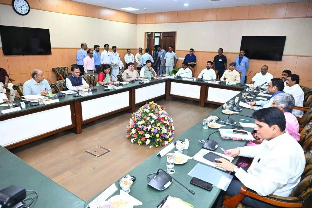 Revanth Reddy And Chandrababu Naidu Meet At Prajabhavan