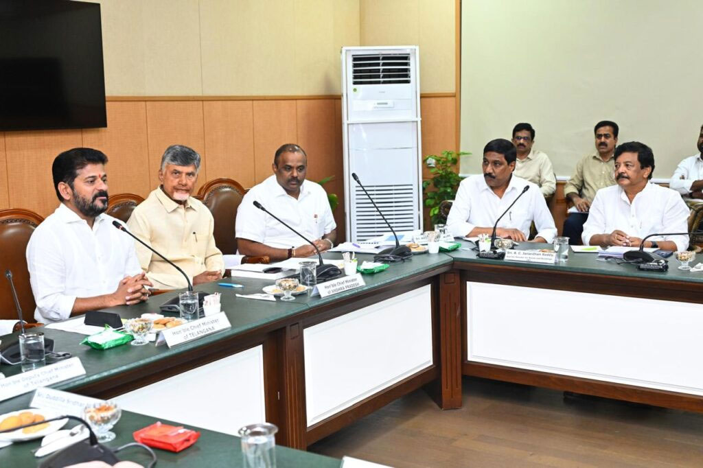 Revanth Reddy And Chandrababu Naidu Meet At Prajabhavan