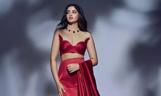 ఫోటో స్టోరి: అంబానీ సంగీత్‌లో మెరుపు తీగ‌