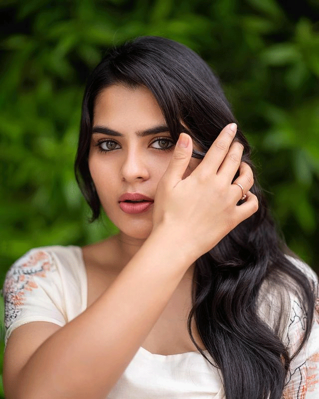 Kavya Kalyan Ram Looks Beautiful In Saree Kavya Kalyan Ram Looks Beautiful In Saree