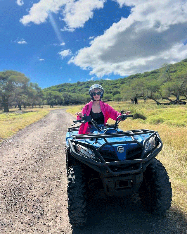 Internet Abuzz with Shehnaaz Gills Stunning Outfit Internet Abuzz with Shehnaaz Gills Stunning Outfit