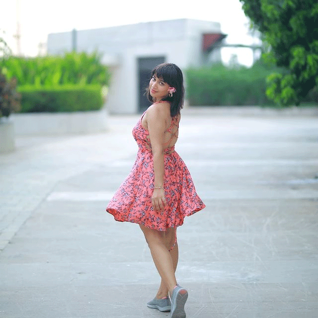 Inaya Shining With Vacation Glow Inaya Shining With Vacation Glow