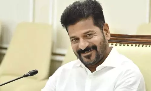 మీడియా మీట్ కాదు.. చిట్ చాట్.. ఇప్పుడిదే ట్రెండ్.. ఆ సీఎందే బాతాఖానీ అంతా