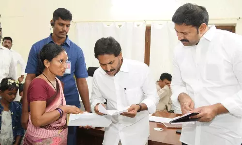 కార్యకర్తకు వందనం...ఇంతలో ఇంత మార్పా ?