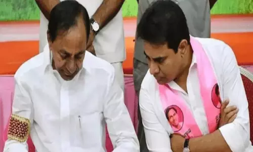 ‘కారు’ను కాపాడేందుకు ‘కాలు’ బయటపెట్టనున్న ‘గులాబీ సారు’?