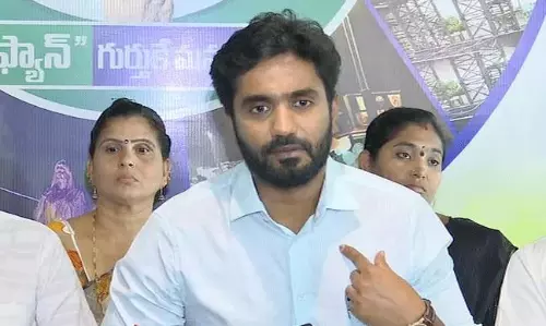 పవన్  కు గుడి కట్టాలి... వైసీపీ నేత కీలక వ్యాఖ్యలు!