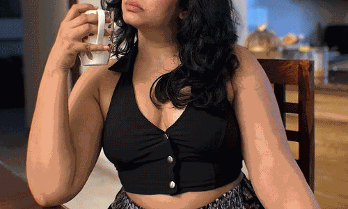 Radiant Poonam Bajwas Captivating Bikini Vibe!