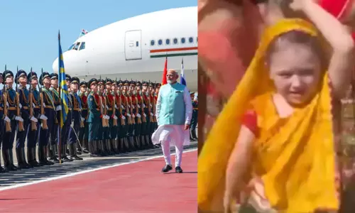 మోడీకి మాస్కో లో గ్రాండ్  వెల్  కం...  హిందీ పాటలకు డ్యాన్స్!