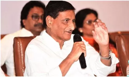 హాట్ టాపిక్... తాడేపల్లి ప్యాలెస్ కట్టించింది నేనే!