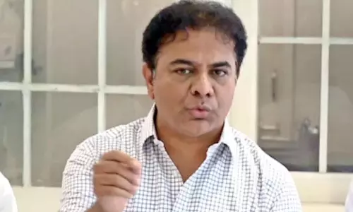 లైట్‌గా కేటీఆర్‌లో మార్పు వ‌చ్చేస్తోందేంటి చెప్మా!