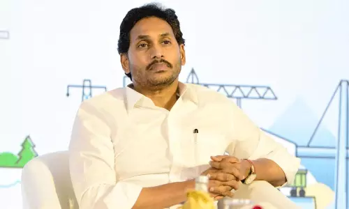 జగన్ సీరియస్ యాక్షన్...ఉండేదెవరు ?