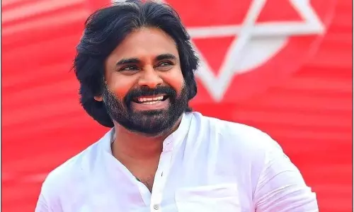 రాజకీయాల్లో ట్రెండ్ సెట్ చేస్తున్న పవన్ కళ్యాణ్ !
