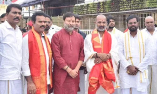 ఏపీలో గత పాలకులు వీరప్పన్ వారసులు:  బండి సంచల‌న వ్యాఖ్య‌లు