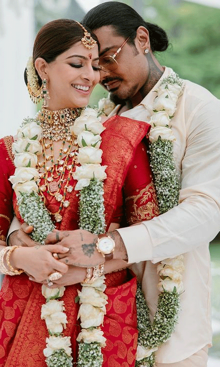 Varalaxmi Shares her Fairy Tale Wedding Pics