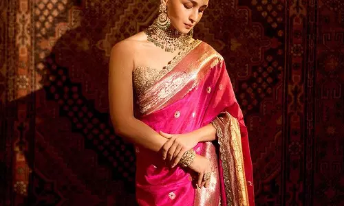Alia Bhatts Stunning Saree Look at Anant Ambani and Radhika Merchants Wedding