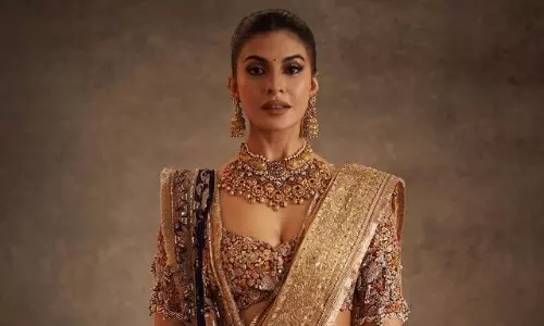 జాక్వెలిన్  అలంక‌ర‌ణ ఎంత అందంగా అంటే?