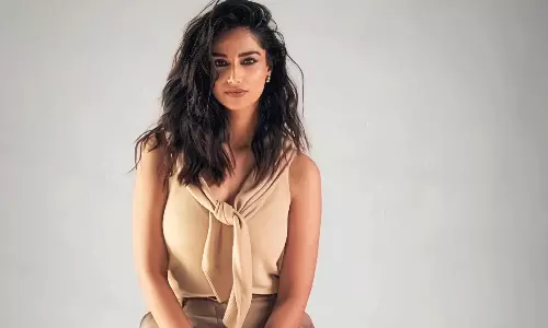 గుంటూరు ఘాటు కి అప్పుడే లేడీ ఓరియేంటెడ్!