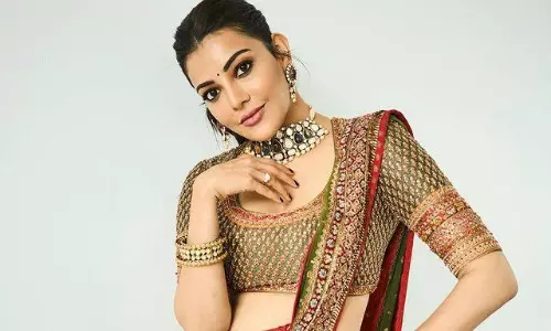 అంబానీ ఇంట  మెరుపులా చందమామ!