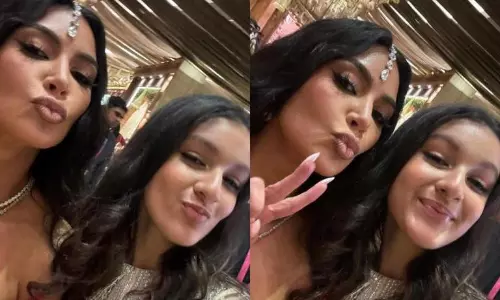 అంబానీ పెళ్లిలో సితార సెల్ఫీ వైబ్స్