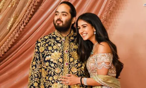 అంబానీ ఇంట పెళ్లిలో ఏపీ యువ‌కులు అరెస్ట్!