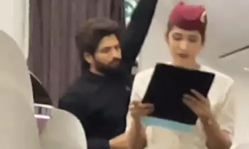 సుకుమార్, బన్నీ.. అసలేం జరుగుతోంది?