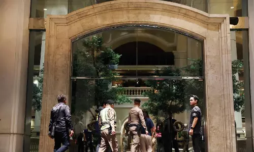 బ్యాంకాక్‌  హోటల్‌  లో మిస్టరీ మరణాలు!.. అసలేం జరిగింది?