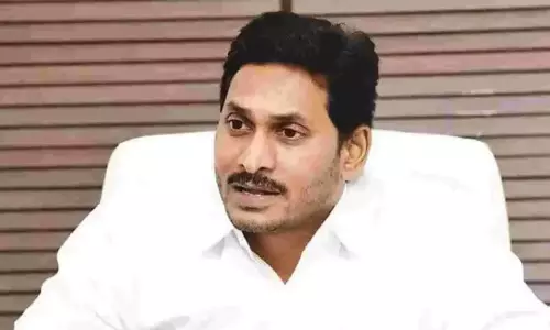 జగన్ కి తత్వం బోధపడుతోందా ?