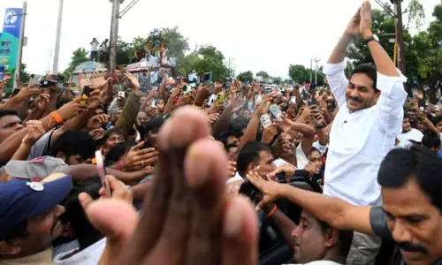 జనంలోకి జగన్.. భరోసా దక్కినట్లేనా ?