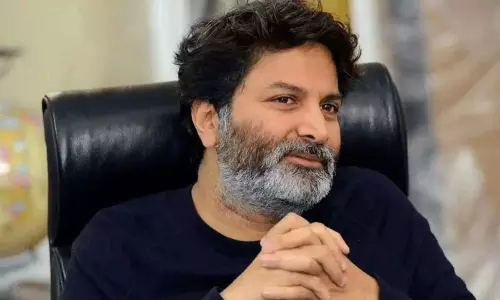 త్రివిక్రమ్ సినిమాకు దారేది! త్రివిక్రమ్ సినిమాకు దారేది!