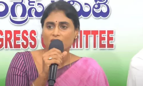 వివేకా కోసం ఎందుకు ధర్నా చేయలేదు... జగన్  కు షర్మిళ సూటి ప్రశ్న!