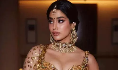 ఎన్టీఆర్ తో డాన్స్ అంటే.. జాన్వీ క్రేజీ కామెంట్