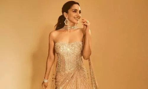 పిక్ టాక్ : కియారా బంగారు అందం