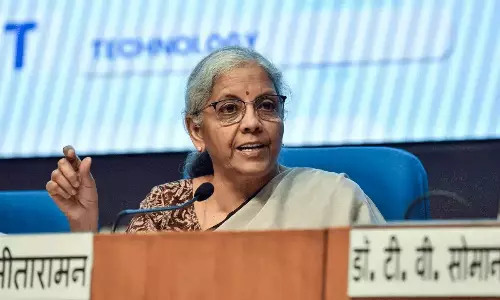 230 సీట్లు రాకుంటే మాట్లాడే హక్కు లేదా నిర్మలా జీ ?