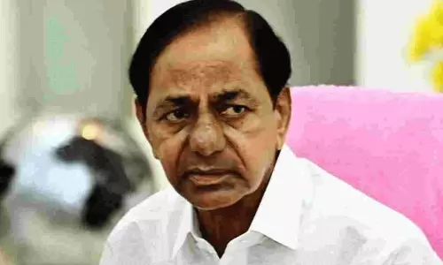 కేటీఆర్ స్పీడ్ కు రేవంత్ పంచ్.. కేసీఆర్ బుక్ అయ్యారా?