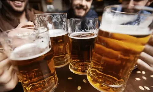 ఏపీ నూతన మద్యం పాలసీ!... అప్పుడే పుంజుకున్న లిక్కర్ షేర్లు!