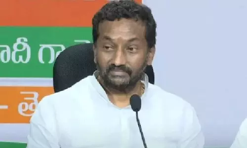 రేవంత్ వివక్ష అంటే ఇదీ .. రఘునందన్ ఫైర్ !