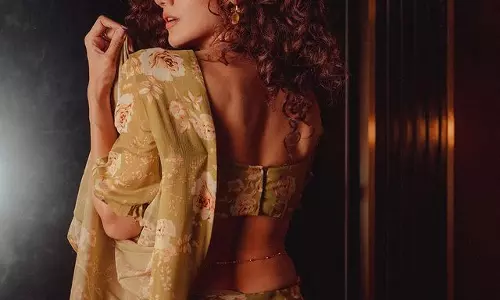 Taapsee Pannu Brings Back Haseen Look
