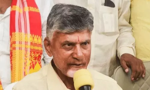 స‌భ‌లు ముగిశాయి.. మంత్రులు.. ఎమ్మెల్యేల‌కు బాబు సెల‌విచ్చారా?