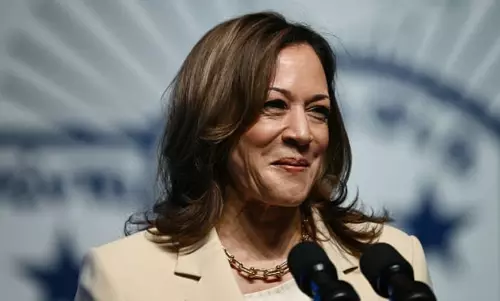 డెమొక్రాట్ల అధ్యక్ష అభ్యర్థి మనమ్మాయే.. క్లారిటీ ఇచ్చేసిన కమలా డెమొక్రాట్ల అధ్యక్ష అభ్యర్థి మనమ్మాయే.. క్లారిటీ ఇచ్చేసిన కమలా