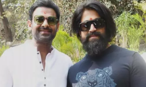 యష్ vs ప్రభాస్ క్లాష్ తప్పదా?
