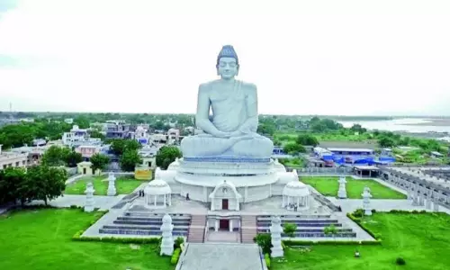 అమరావతికి ఓకే చెప్పిన వైసీపీ...ఆయనే సాక్ష్యం ?