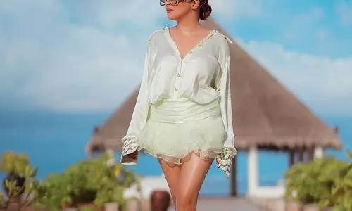 Tina Datta in Maldivian Marvel